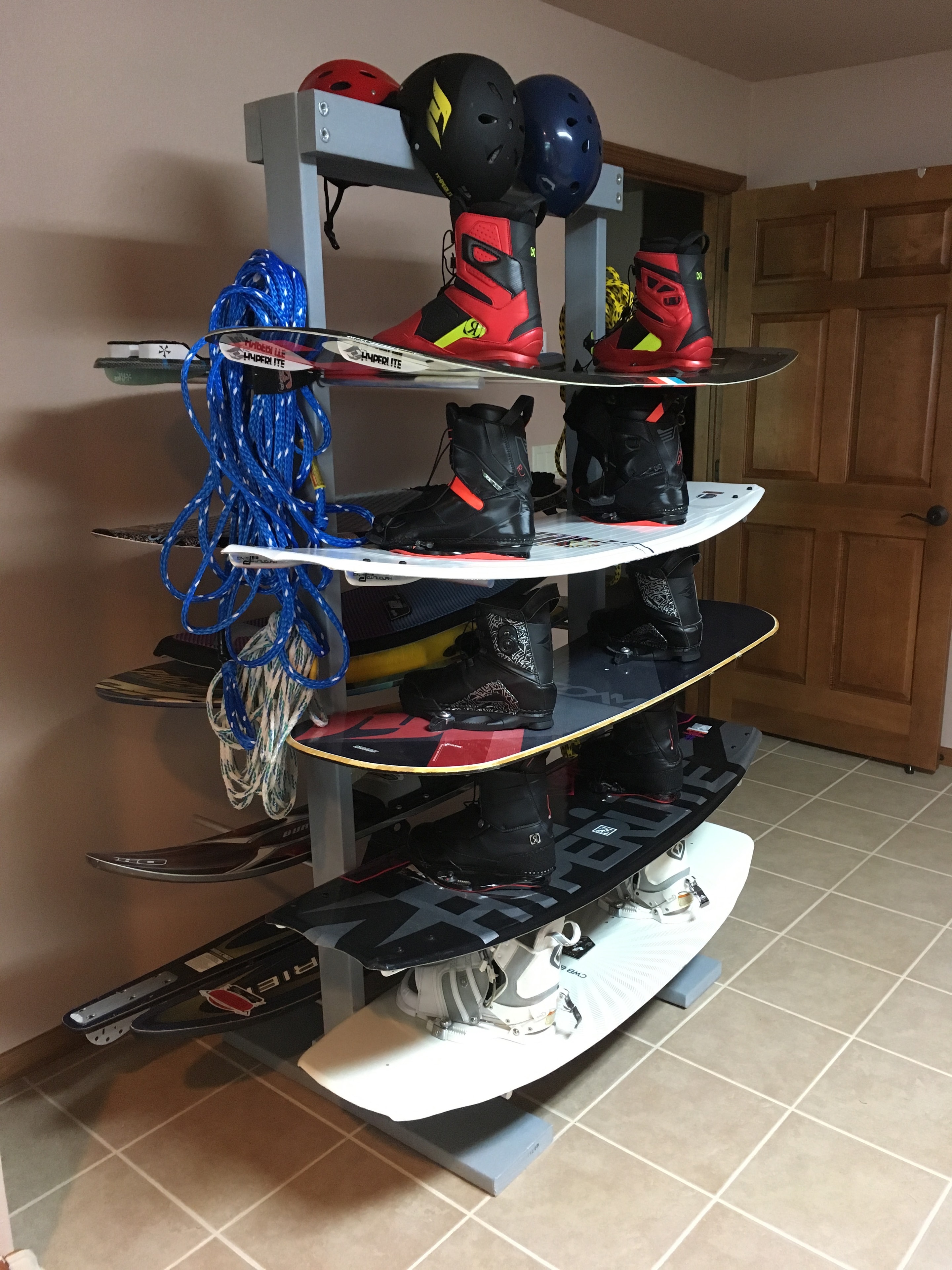 H2Organizer side view with multiple wakeboards stored